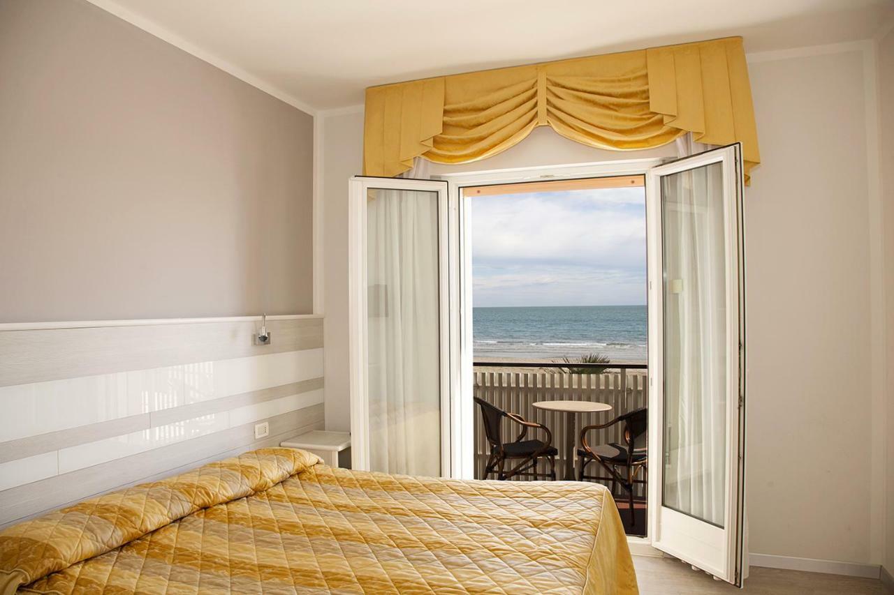 Hotel Righetto Fronte Mare Cavallino-Treporti Exterior foto